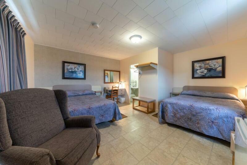 Degelis Motel Claude المظهر الخارجي الصورة