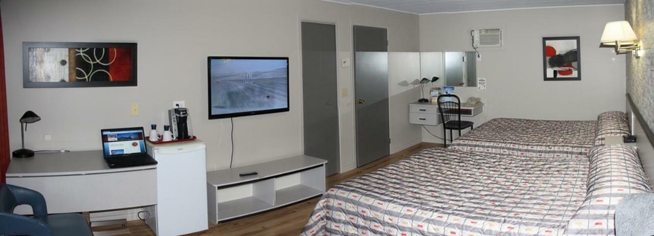 Degelis Motel Claude المظهر الخارجي الصورة